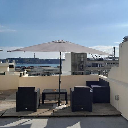 Apartamento Sobre O Rio Lisboa Exterior foto